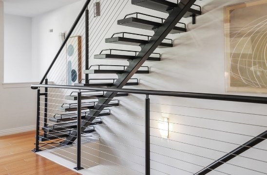 Escalier Moderne en Métal
